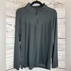 Nike Top Mens Size Medium Vapor Half zip golf shirt Dry Fit ADV‎ Tech Breathable